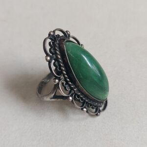 Vintage Sterling Silver Greenstone Filigree Ring